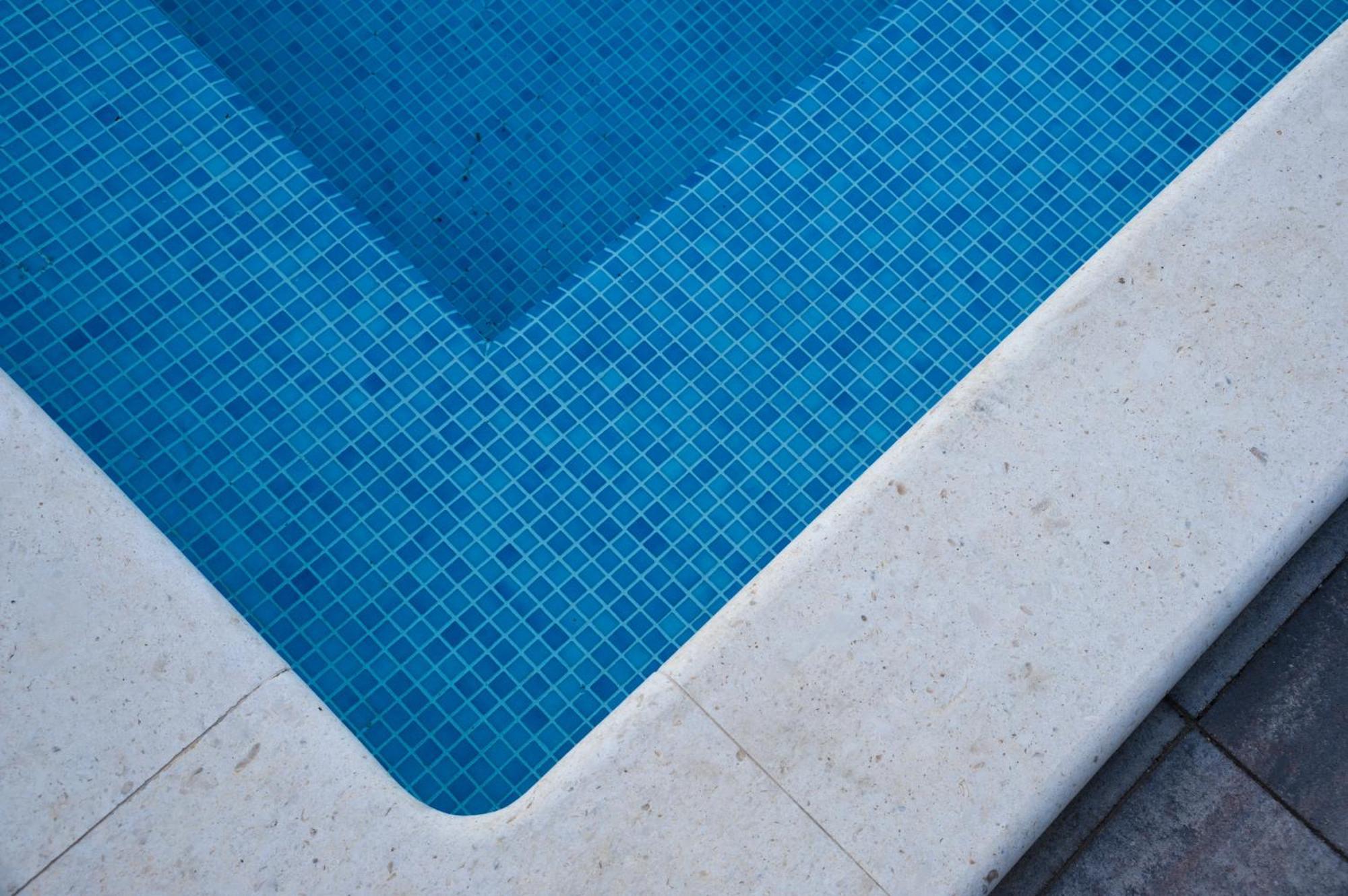 Central Dalmatian Pool&Grill House Gustirna Kültér fotó